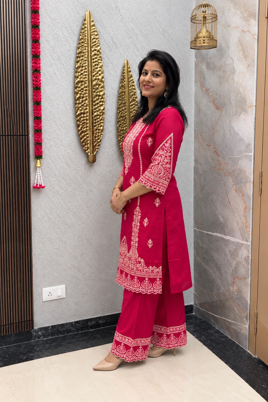 Matching dupatta from the magenta muslin embroidered set