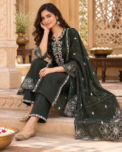 Deep green cotton kurta with ivory floral embroidery and notched V neckline