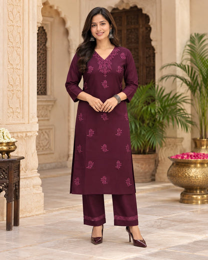 Wine chikankari embroidered kurta pant set by Odhanibymann