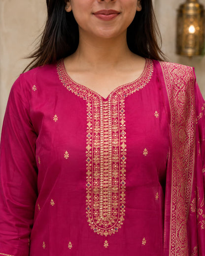 Magenta modal muslin kurta set with cotton lining, side view