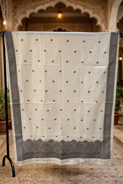 Off-white dupatta