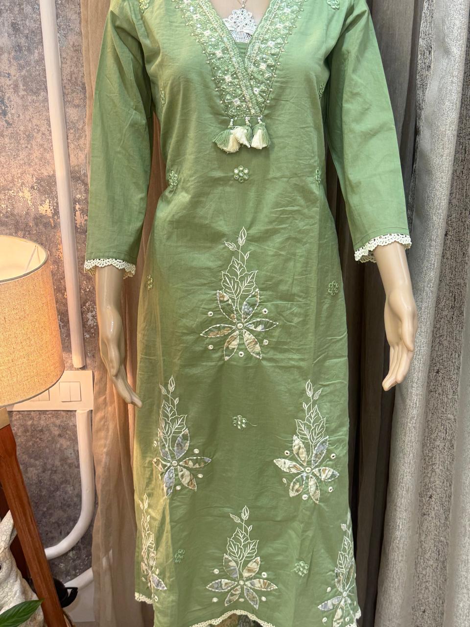 Thread and Patch Work Pista Green Cotton Printed Kurta Set