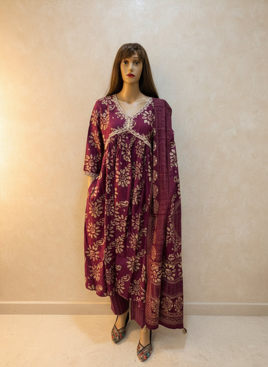 Bollywood Style - Long Slit Kurta Set