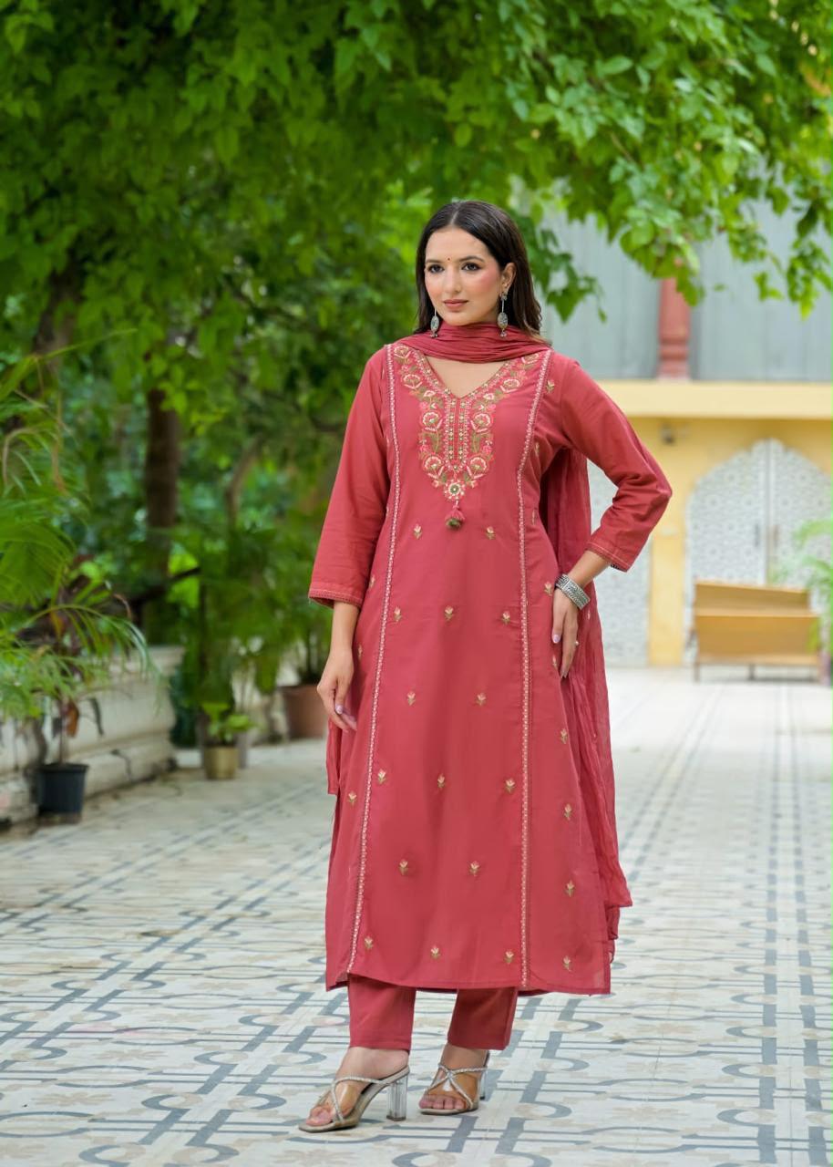 Kusum Gajari Pink Embroidered Cotton Kurta Set