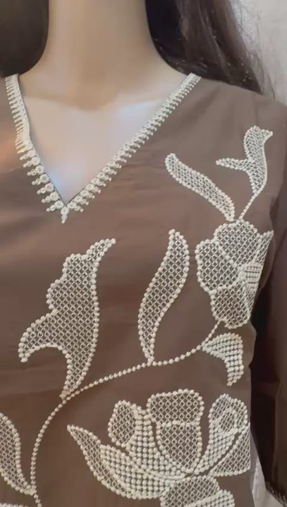 Brown Embroidery Kurta Set vid