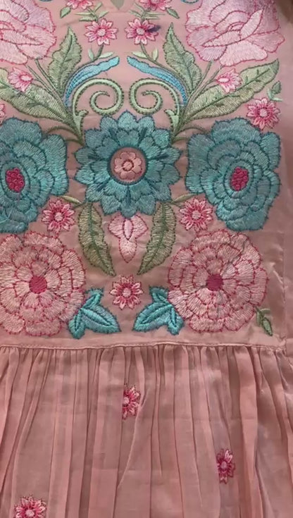 Baby Pink Embroidery Kurta Set vid