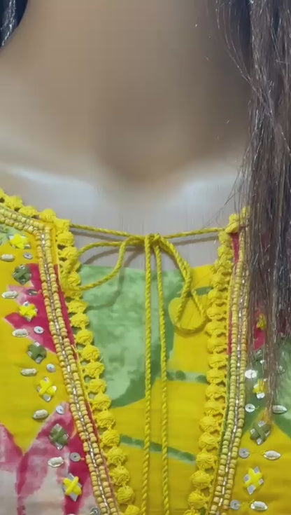 Yellow Lotus Kurta Set vid