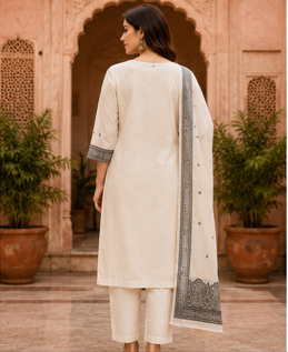 Off White Cotton embroidered Kurta Set